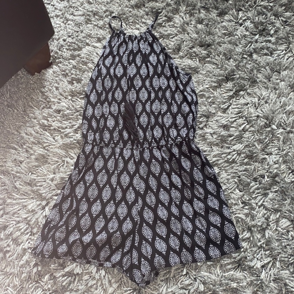Patterned romper